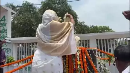 सरिया: छोटकी सरिया में समाजसेवी राजेश मंडल का 10वां शहादत दिवस मनाया गया