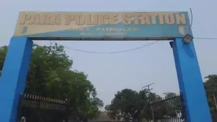 পাড়া: পাড়া থানার বৈশ্যকুলি গ্রামের এক ব্যাবসায়ী কে অপহরণ করার অভিযোগে গ্রেফতার ১০ জন