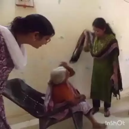 बालोद: कलेक्टर ने बालोद के वृद्धाश्रम सुखाश्रय एवं प्रशामक गृह का निरीक्षण कर व्यवस्थाओं की की पड़ताल