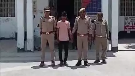 महाराजगंज: बछरावां पुलिस ने दुष्कर्म के वांछित अभियुक्त को चुरुवा के पास से गिरफ्तार कर जेल भेजा
