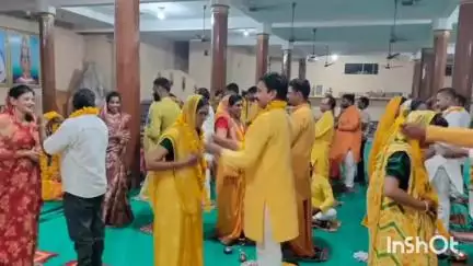 मनावर: मनावर के देवला में युवा दांपत्य शिविर: मां अंबिका धाम मंदिर में 51 जोड़ों ने किया दीप यज्ञ