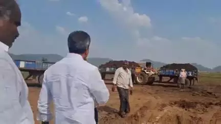 యుద్ధ ప్రాతిపదికన బుడమేరు కరకట్ట మరమ్మత్తు పనులు: మైలవరం ఎమ్మెల్యే వసంత కృష్ణ ప్రసాద్ వెల్లడి