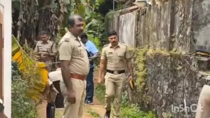 കാഞ്ഞിരപ്പള്ളി: മുണ്ടക്കയം ഇളംപ്രാമലയ്ക്ക് സമീപം പൊതുസ്ഥലത്ത് നട്ടുവളർത്തിയ നിലയിൽ കഞ്ചാവ് ചെടി കണ്ടെത്തി