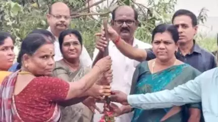 கோவை தெற்கு: குமரன் நகர் பகுதியில் ரூ.30 இலட்சம் மதிப்பீட்டில் புதிய மழைநீர் வடிகால் அமைக்கும் பணி துவக்கம்