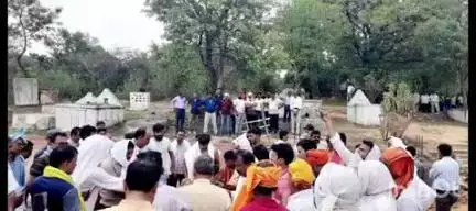 अनूपपुर: भालूमाडा में उप क्षेत्रीय प्रबंधक का दिल का दौरा पड़ने से निधन, दी गई अंतिम विदाई