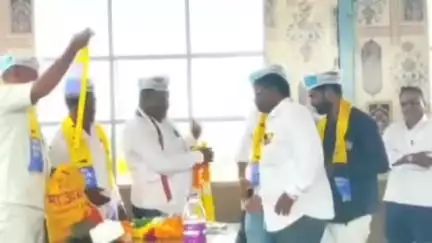आष्टी: आम आदमी पार्टीची जिल्हास्तरीय बैठक काढा येथे संपन्न
