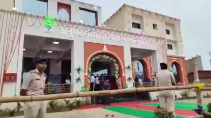 बाढ़: मुख्यमंत्री नीतीश कुमार ने बाढ़ अनुमंडल में एक साथ कई योजनाओं का उद्घाटन किया
