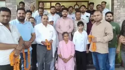 थानेसर: पैरा स्टेट और नेशनल शूटिंग में गोल्ड जीतने वाली रीना का शाहाबाद में अभिनंदन, रीना ने सुभाष व सीएम को धन्यवाद दिया
