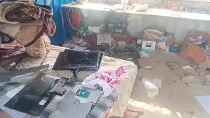डोभी: शेरघाटी एसडीओ पहुंचे बालू घाट निगरी, संवेदक को दिए कई दिशा-निर्देश