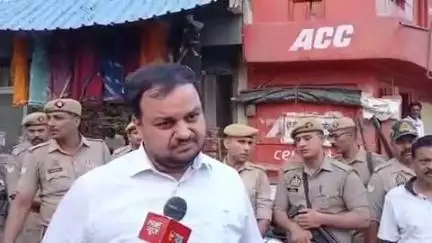 आलापुर: गंगा दशहरा को लेकर जिला प्रशासन अंबेडकरनगर गंभीर, 23 घाटों पर व्यवस्था मुकम्मल करने का डीएम ने दिया निर्देश
