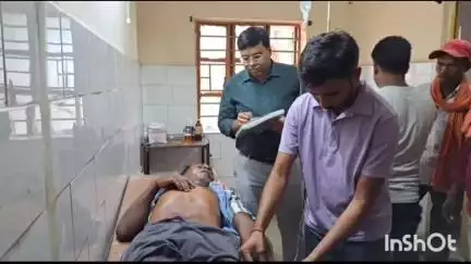 नारायणपुर: भेलाटांड़ में बाइक और साइकिल की टक्कर से 2 लोग घायल, सीएचसी नारायणपुर में उपचार जारी