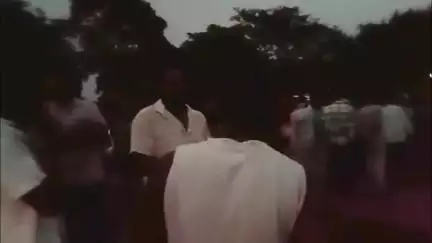 बलियापुर: तीन मंजिला फ्लैट से गिरने से बलियापुर के मजदूर की मौत, मुआवजे की मांग को लेकर ग्रामीणों ने किया प्रदर्शन