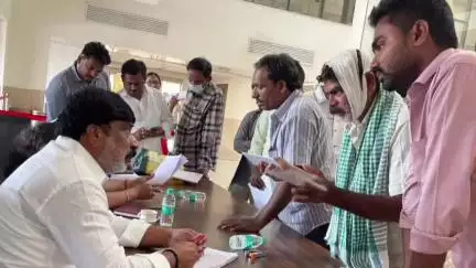 మంగళగిరి ప్రజా వేదిక కార్యక్రమంలో పాల్గొన్న ఏపీ ఎస్ ఎస్ డి సి ఎల్ చైర్మన్ ధర్మవరం సుబ్బారెడ్డి