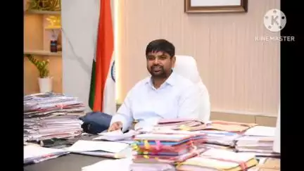 మంచిర్యాల: అభివృద్ధి పనులను వేగవంతం చేయాలి: జిల్లా కలెక్టర్ కుమార్ దీపక్.