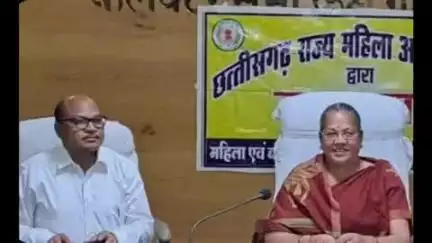 राजिम: कलेक्ट्रेट सभाकक्ष गरियाबंद में महिला उत्पीड़न से संबंधित प्रकरणों पर जनसुनवाई की गई