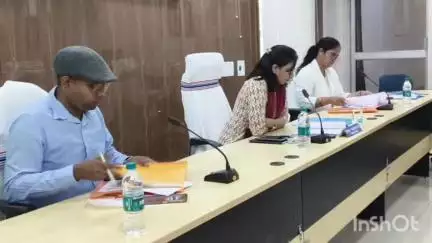 जहानाबाद: समाहरणालय, जहानाबाद में उर्वरक निगरानी समिति की बैठक आयोजित, कालाबाजारी रोकने के निर्देश