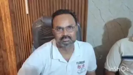 नजीबाबाद: प्राथमिक स्कूल साहनपुर की मुख्य अध्यापिका के निलंबन के मामले में साहनपुर चैयरमैन खुर्शीद मंसूरी का बड़ा बयान