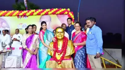 తునిలో కూటమి ప్రభుత్వం ఏర్పడి ఏడాదైన సందర్భంగా ప్రత్యేక కార్యక్రమం పాల్గొన్న మాజీ మంత్రి యనమల రామకృష్ణుడు
