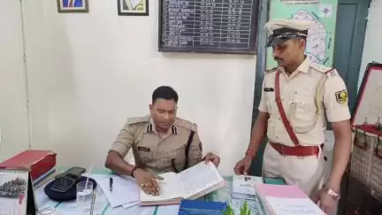 वरीय पुलिस अधीक्षक सारण डा.कुमार आशीष ने जनता बाजार थाना का वार्षिक निरीक्षण