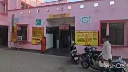 बाह: चंबल नदी में मगरमच्छ के हमले में बासौनी के युवक ने दिखाई हिम्मत, बाल-बाल बची जान