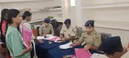 आज दिनांक-04.06.25 को विज्ञापन संख्या-01/2023 के तहत नवनियुक्त सिपाहीयों को कटिहार जिलाबल में योगदान कराई जा रही है।