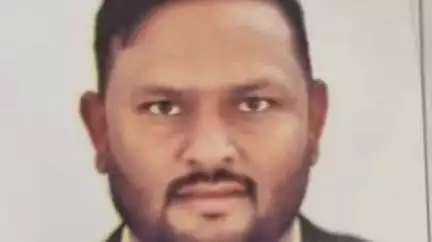 देवसर: तहसीलदार चंद्रशेखर मिश्रा को देवसर के सहायक आपूर्ति अधिकारी का प्रभार मिला