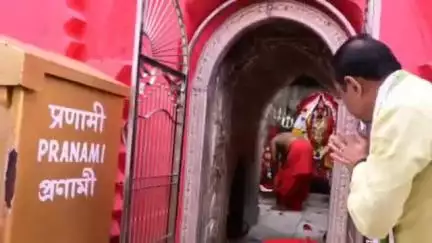 অমরপুর: উদয়পুর ত্রিপুরা সুন্দরী মায়ের মন্দিরে পূজো দিলেন রাজ্যসভার সাংসদ তথা ভারতের জনতা পার্টি প্রদেশ সভাপতি