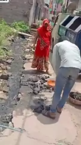 खिलचीपुर: खिलचीपुर में नगर परिषद ने नालियों की सफाई शुरू की, बारिश से पहले जलभराव से बचने की तैयारी