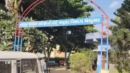 જંબુસર: દહેગામ ગામે વર્ક બોર્ડ ની મિલકતમાં ગેર રીતી ચાલતી હોવાના આપશે ડીવાયએસપી ને અપાયું આવેદનપત્ર