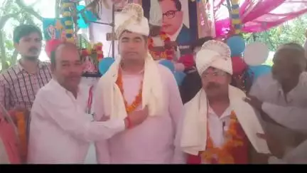 भरथना: सावत खां ककरैया बेलुवा बाबा वाले बाग में चल रहे 7 दिवसीय कबीर बीजक पाठ संत सत्संग सम्मेलन का आयोजन हुआ समापन