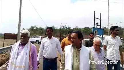 परसिया: पরাসिया: मंधान बांध के लिए नंगे पैर कांवड़ यात्रा के 18 साल पूरे, पूर्व विधायक बावरिया ने बांध पर किया पूजन