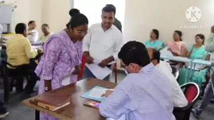 रायगढ़: जिले में सुचारू तरीके से हुई युक्तियुक्तकरण प्रक्रिया, शिक्षकों ने काउंसलिंग में उपस्थित होकर किया शाला का चयन