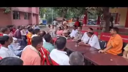 पांकी: बकरीद पर्व को लेकर पांकी थाना में शांति समिति की बैठक हुई