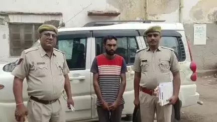 चूरू: रतनगढ़ क्षेत्र की नाबालिग लड़की से दुष्कर्म के आरोपी को चूरू पोक्सो कोर्ट में पेश कर भेजा गया जेल