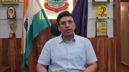 जशपुर: बालाछापर में लग्जरी वाहनों से मवेशी तस्करी की जा रही है, SSP शशिमोहन सिंह ने दी जानकारी