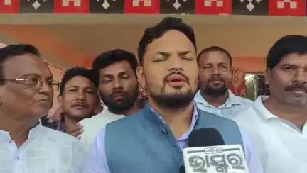 ଲକ୍ଷ୍ମୀପୁର: କୋରାପୁଟ ମେଡିକାଲରେ ୬ ଜଣଙ୍କ ମୃତ୍ୟୁକୁ ନେଇ ଦଶମନ୍ତପୁରରେ ସ୍ବାସ୍ଥ୍ଯମନ୍ତ୍ରୀ ଓ ମୁଖ୍ଯମନ୍ତ୍ରୀଙ୍କ ଇସ୍ତଫା ଦାବି କଲେ ପବିତ୍ର ସାଉନ୍ତା
