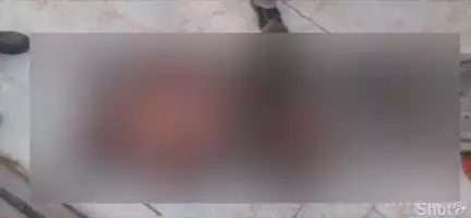 उरई: उरई के रेलवे स्टेशन पर ट्रेन की छत पर चढ़ते समय व्यक्ति करंट की चपेट में आकर झुलसा