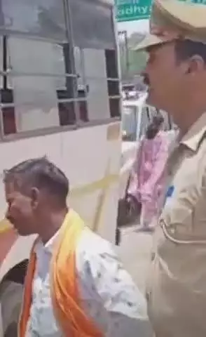 नवाबगंज: परिवहन विभाग ने अवैध व्यवसायिक उपयोग में लाए जा रहे 7 निजी वाहनों को जब्त किया, 3 वाहन मौके पर सीज