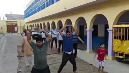 सहावर: बैकुंठी देवी राष्ट्रीय शिशु सदन में तीन दिवसीय योग शिविर के लिए कराया गया योग अभ्यास