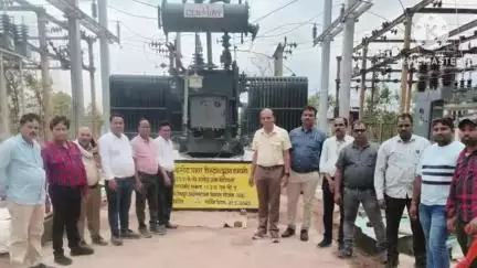 कौड़ीकसा सबस्टेशन में लगा नया पावर ट्रांसफार्मर, इसके ऊर्जीकरण से 32 ग्रामों के उपभोक्ताओं को मिलेगा लाभ