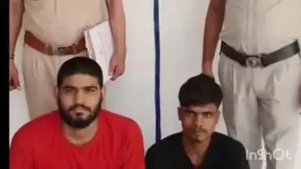 रेवाड़ी: संगवाड़ी में बेटों ने पिता का किया मर्डर, पुलिस के सामने कहा- मां को पीटते थे, समझाने पर भी नहीं माने