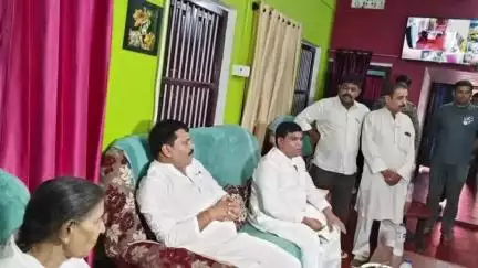 देसरी: जदयू प्रदेश अध्यक्ष उमेश सिंह कुशवाहा देसरी पहुंचे, विभिन्न कार्यक्रमों में हुए शामिल
