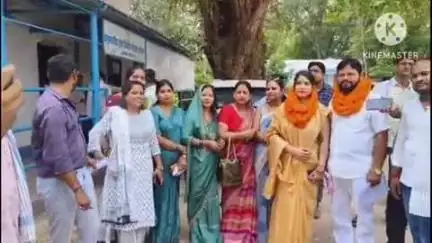 बक्सर: बक्सर नगर परिषद के विभिन्न पदों पर हो रहे उप निर्वाचन में उप मुख्य पार्षद व वार्ड पार्षद के लिए दाखिल किए गए दो-दो नामांकन