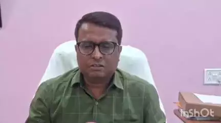 गोपालगंज: गोपालगंज के सदर एसडीएम अनिल कुमार ने किया बाढ़ क्षेत्र का निरीक्षण, बाढ़ से निपटने की तैयारी जारी