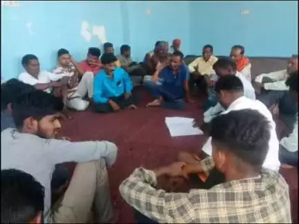 बरकागाँव: कंपनी के खिलाफ तेली, नाई के बाद दांगी समाज भी एकजुट, कंपनी को जमीन न देने का निर्णय