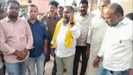 వేరుశనగ  కొరతపై మంత్రి అచ్చం నాయుడుతో చరవాణిలో సంభాషించిన  పూతలపట్టు ఎమ్మెల్యే
