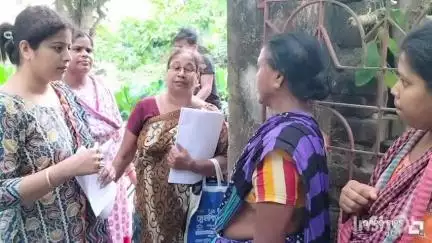 পান্ডুয়া: পান্ডুয়ার মুকুটপুর গ্রামে তোমার ঠিকানা উন্নয়নের নিশানা নামক কর্মসূচি পালন করল পান্ডুয়া বিধানসভা মহিলা তৃণমূল কংগ্রেস