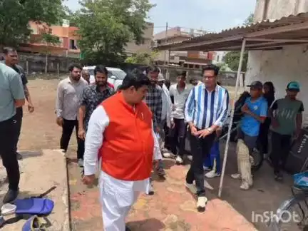 तराना: उज्जैन सांसद ने संगीत महाविद्यालय के नवीन भवन निर्माण स्थल का निरीक्षण किया, अधिकारियों को दिए निर्देश
