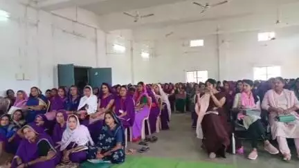 मुंगावली: हृदय अभियान बेस लाइन में महिला बाल विकास एवं आंगनबाड़ी कार्यकर्ताओं का सामुदायिक भवन में प्रशिक्षण शिविर