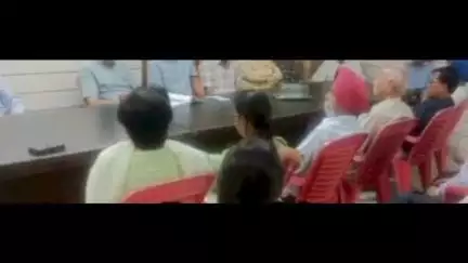 पांवटा साहिब: पावंटा साहिब के विश्राम गृह में पेंशनर्स की बैठक, सुक्खू सरकार पर समस्याओं के प्रति गंभीर न होने का आरोप